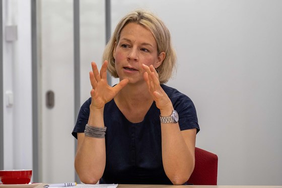 Mag.a Barbara Lanzerstorfer-Holzner, Referentin TelefonSeelsorge OÖ – Notruf 142
